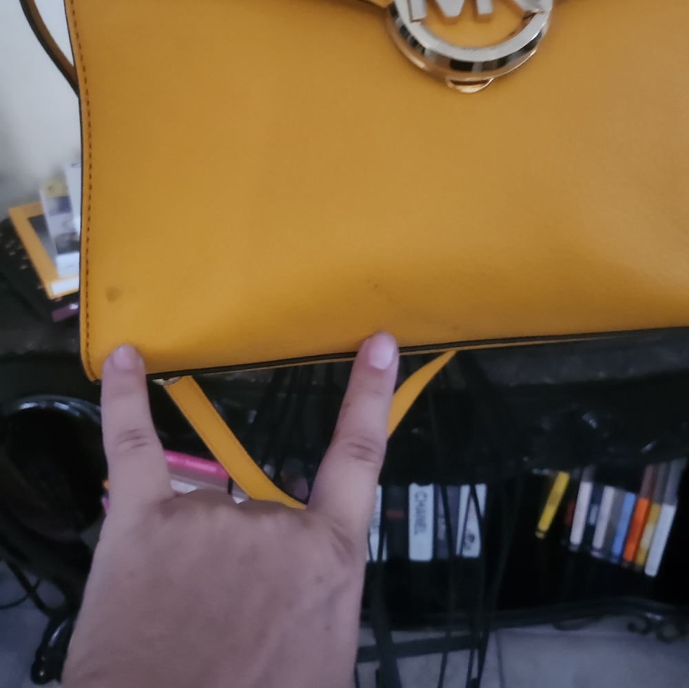Michael Kors Yellow Leather Hudson Satchel - Picture 6 of 9